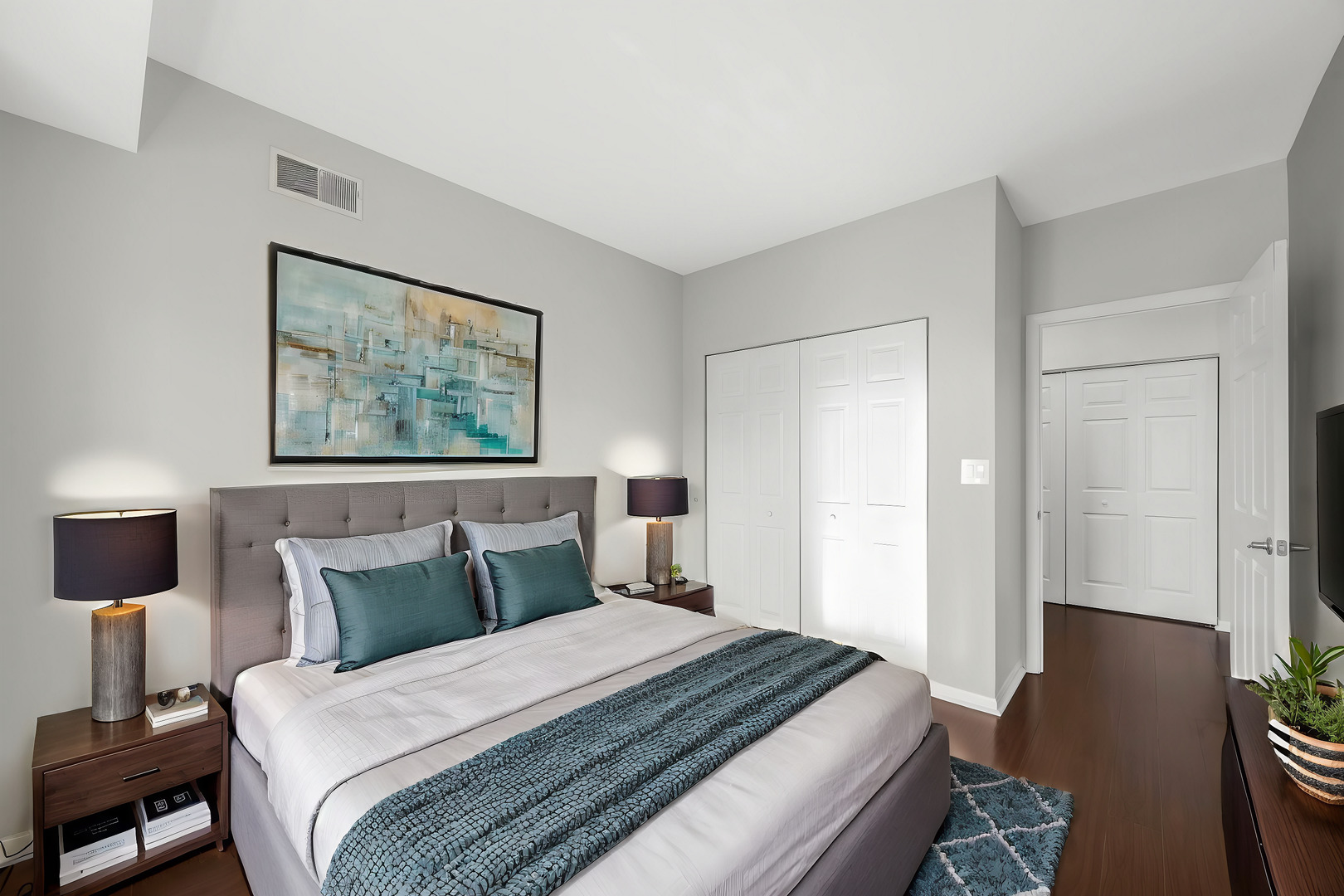1135 Schneider Avenue Unit: 3B