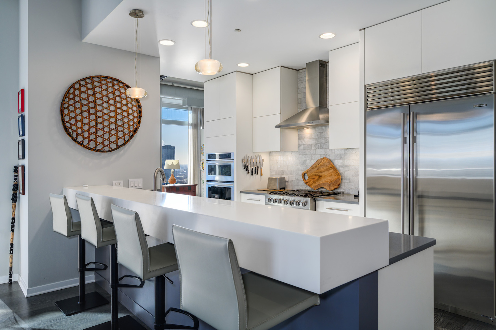 333 N Canal Street Unit: 3006