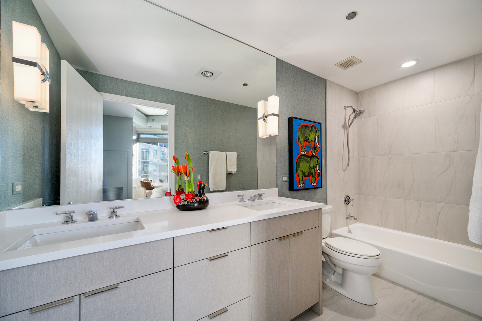 333 N Canal Street Unit: 3006