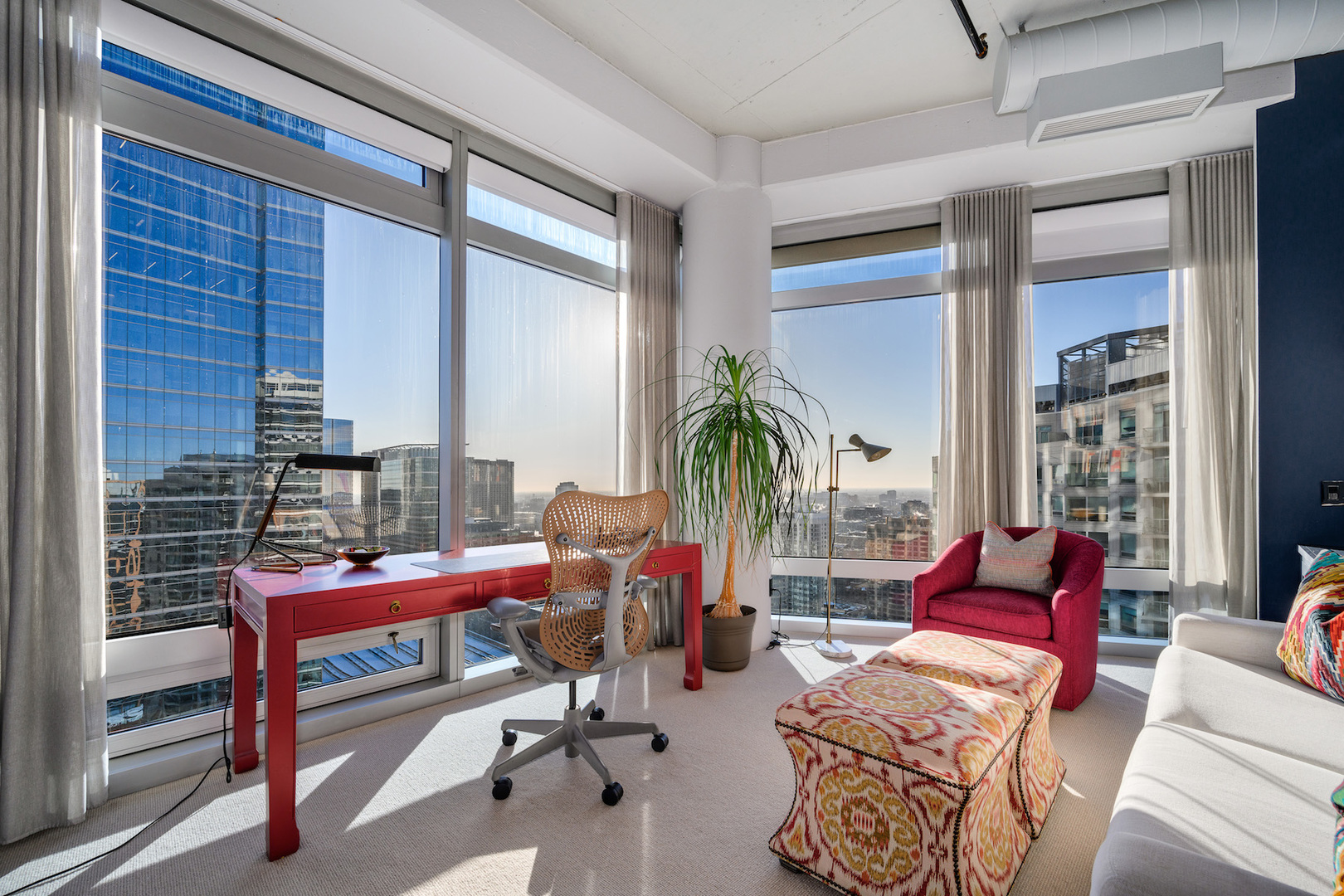 333 N Canal Street Unit: 3006