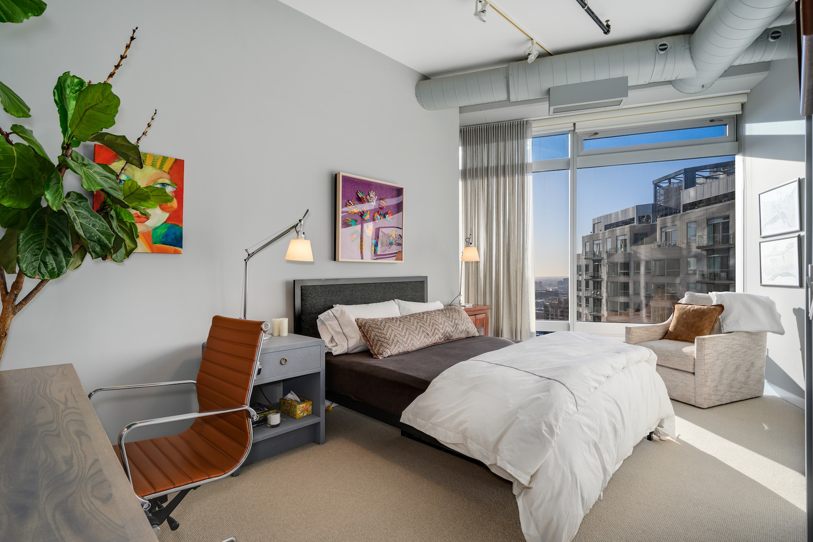 333 N Canal Street Unit: 3006
