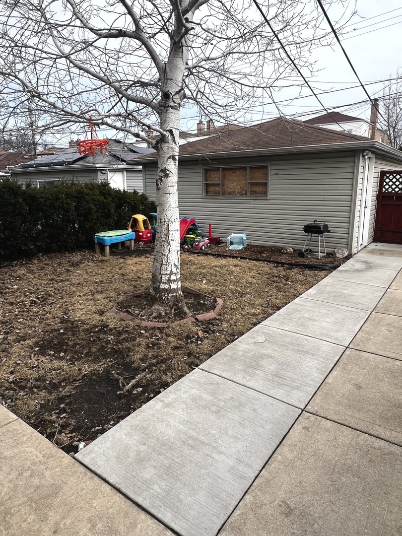 5639 N PARKSIDE Avenue