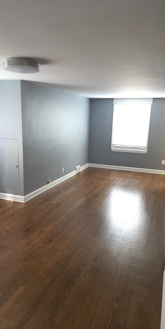 5639 N PARKSIDE Avenue