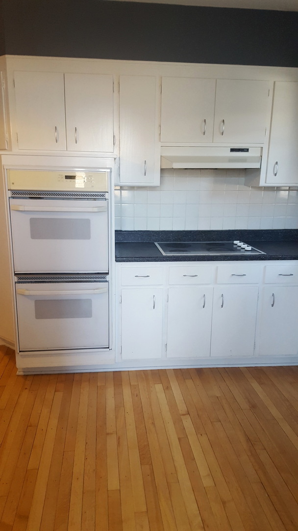 5639 N PARKSIDE Avenue