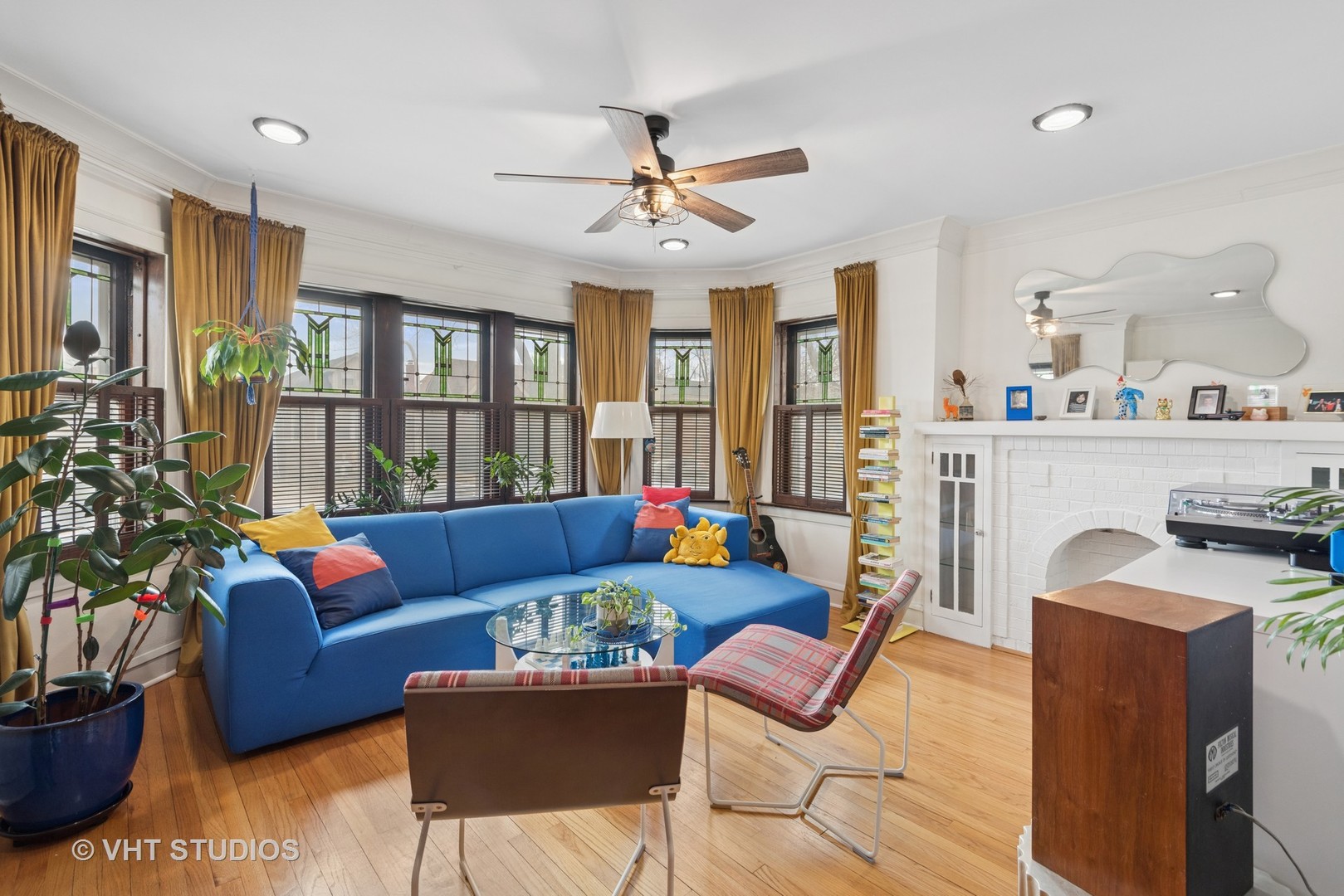 5244 W George Street