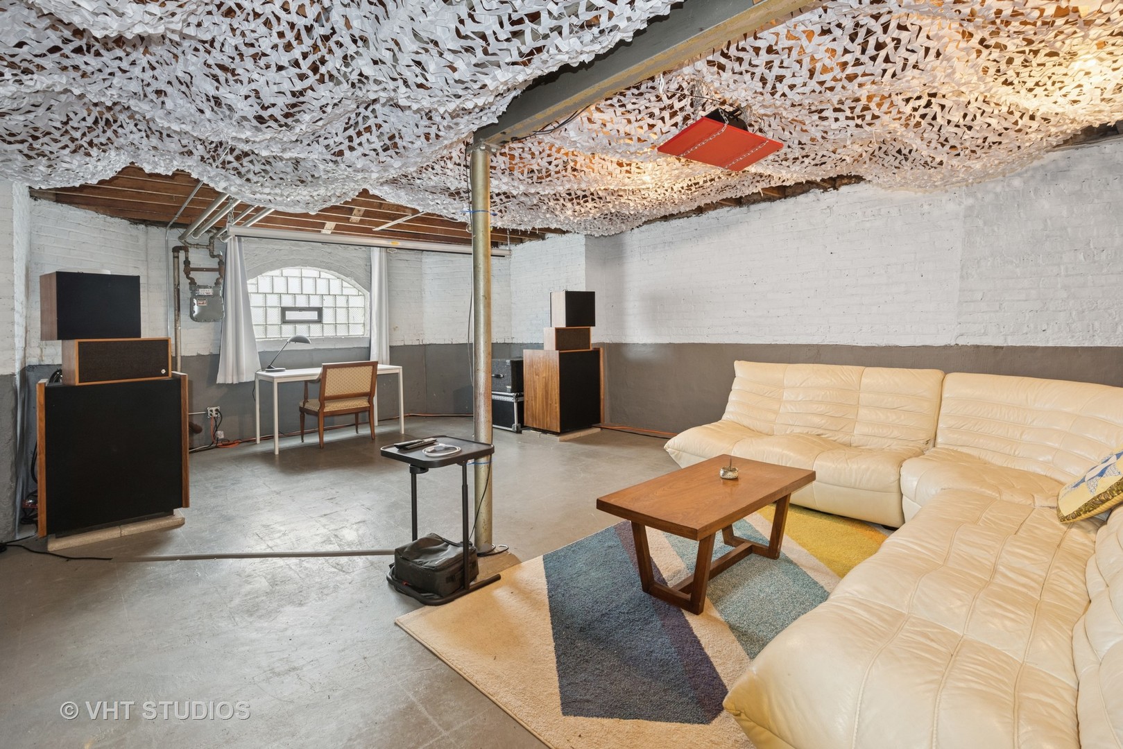 5244 W George Street