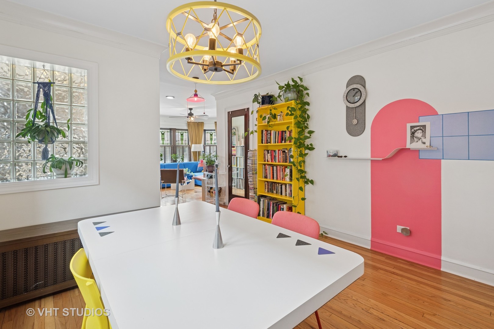 5244 W George Street