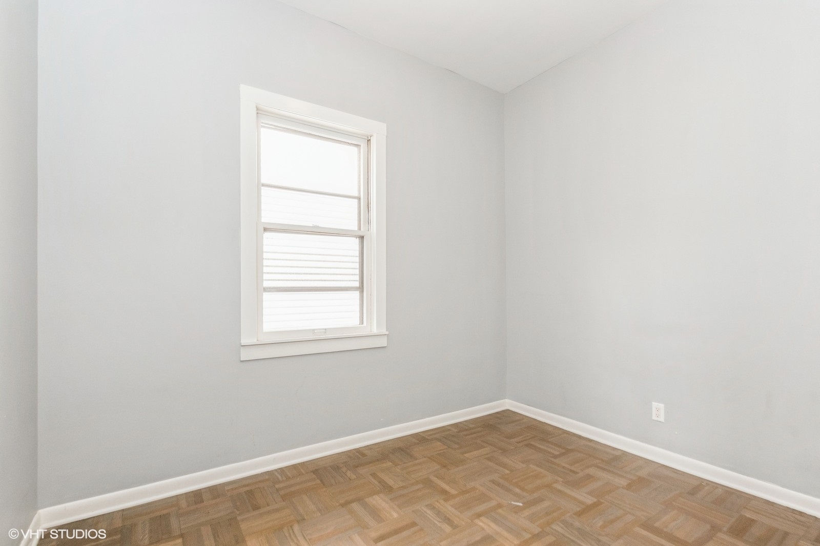 3615 N Ravenswood Avenue