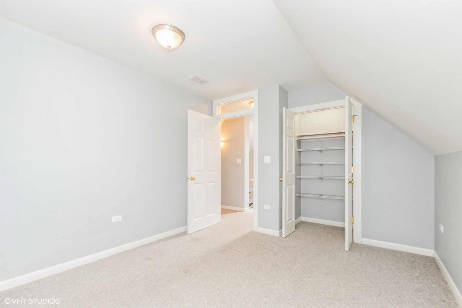 3615 N Ravenswood Avenue