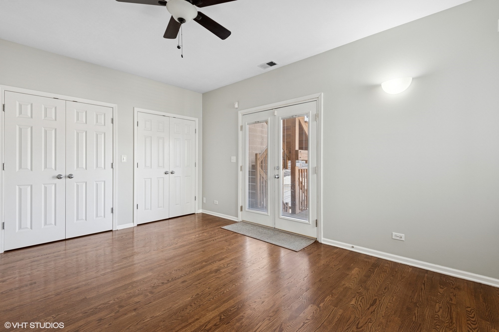 3240 N Seminary Avenue Unit: 2