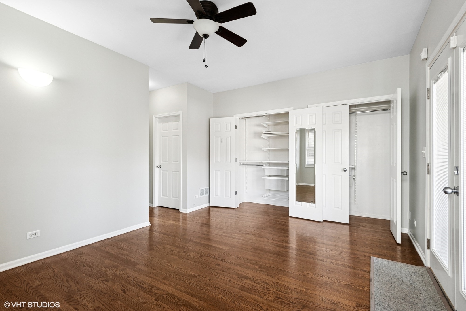 3240 N Seminary Avenue Unit: 2