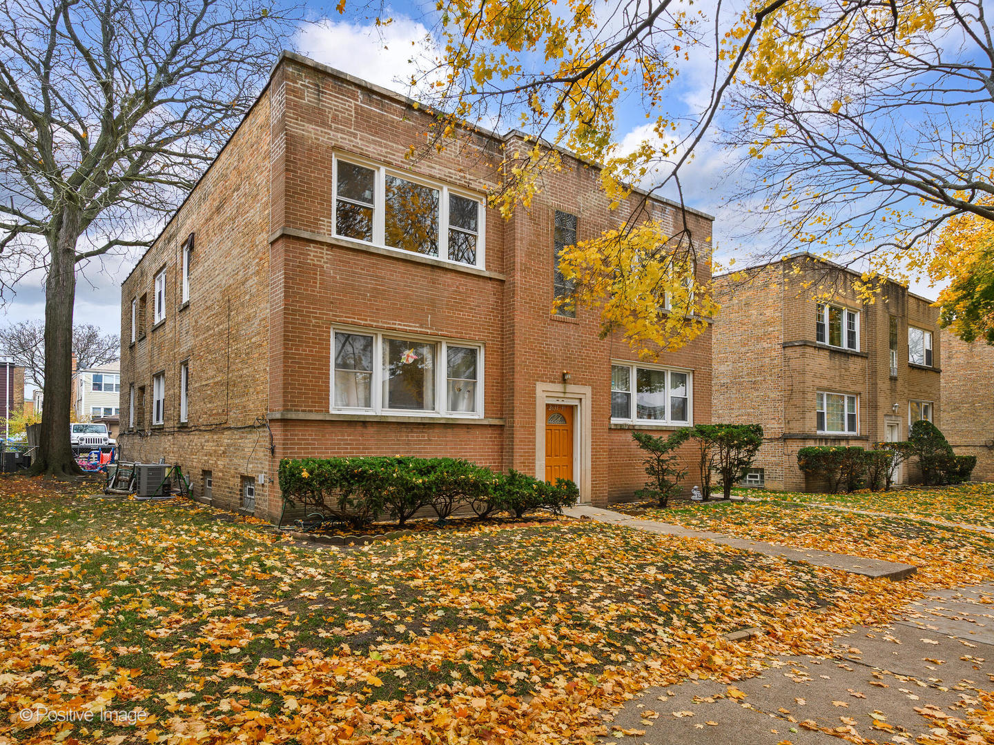 2633 W Balmoral Avenue Unit: 2E