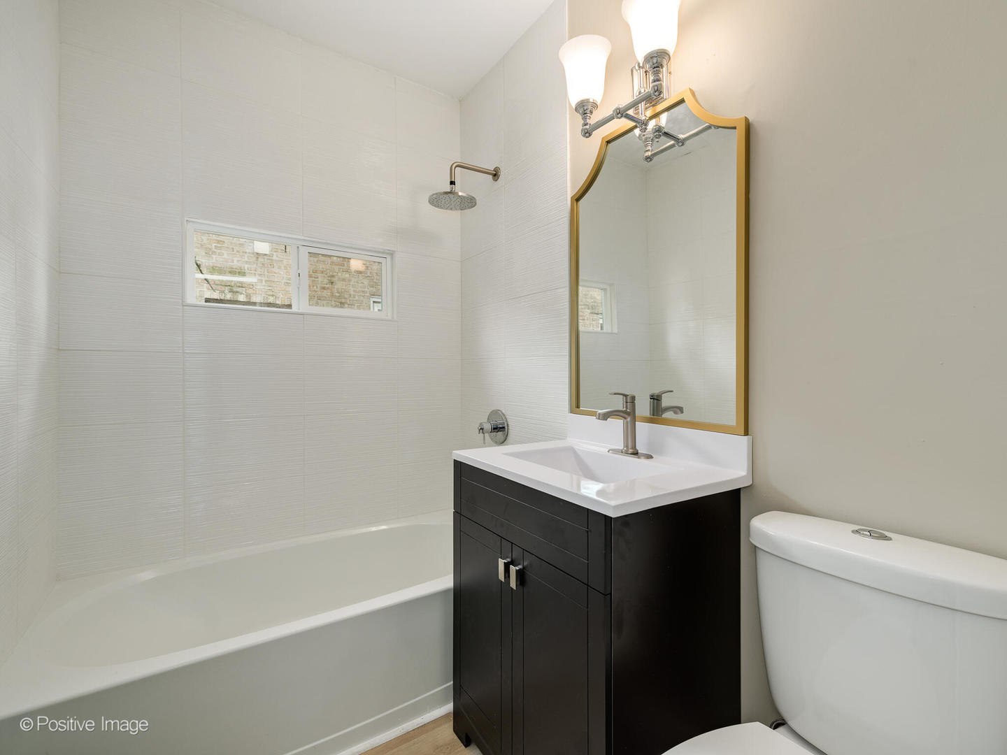 2633 W Balmoral Avenue Unit: 2E