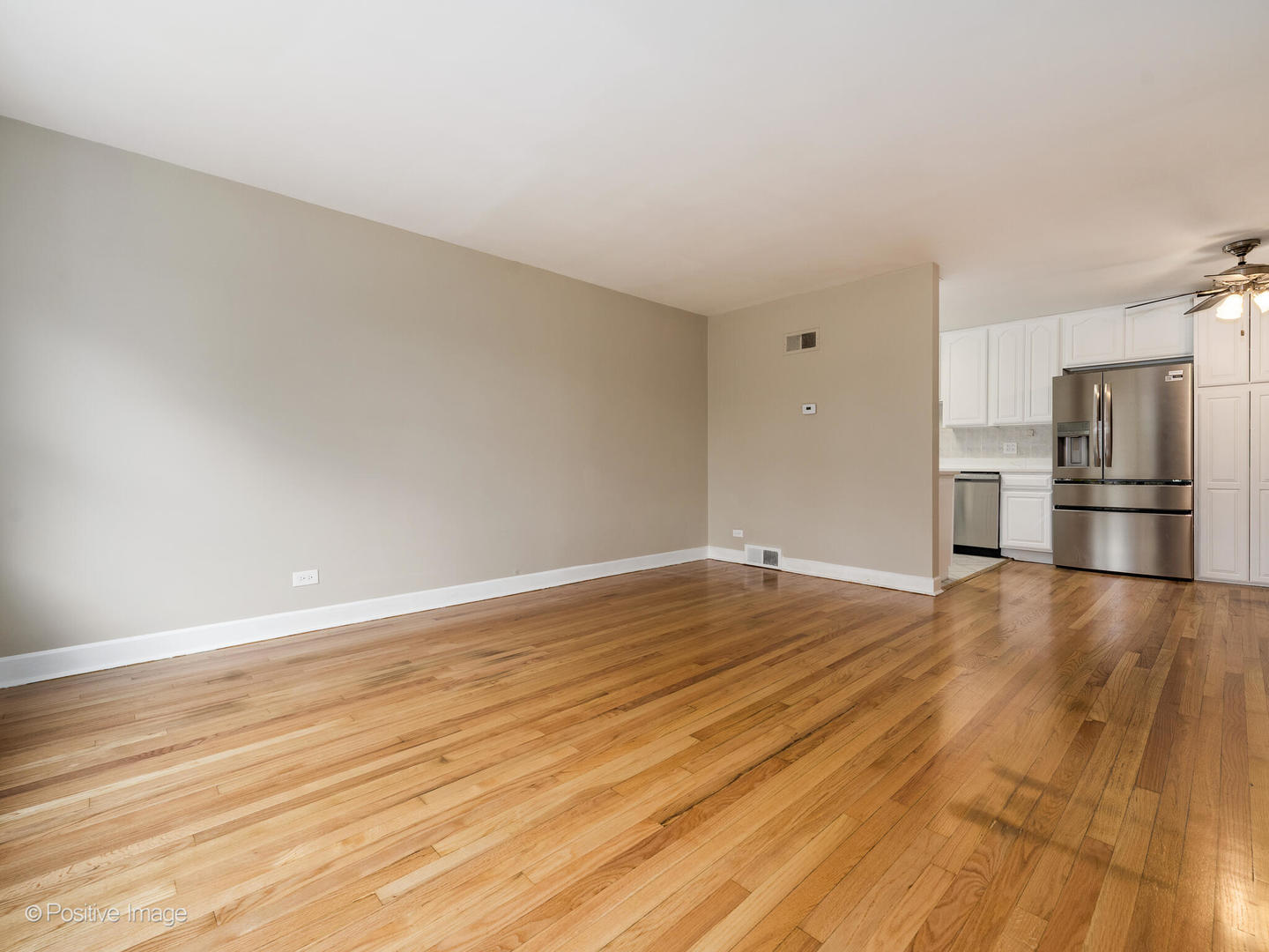 2633 W Balmoral Avenue Unit: 2E