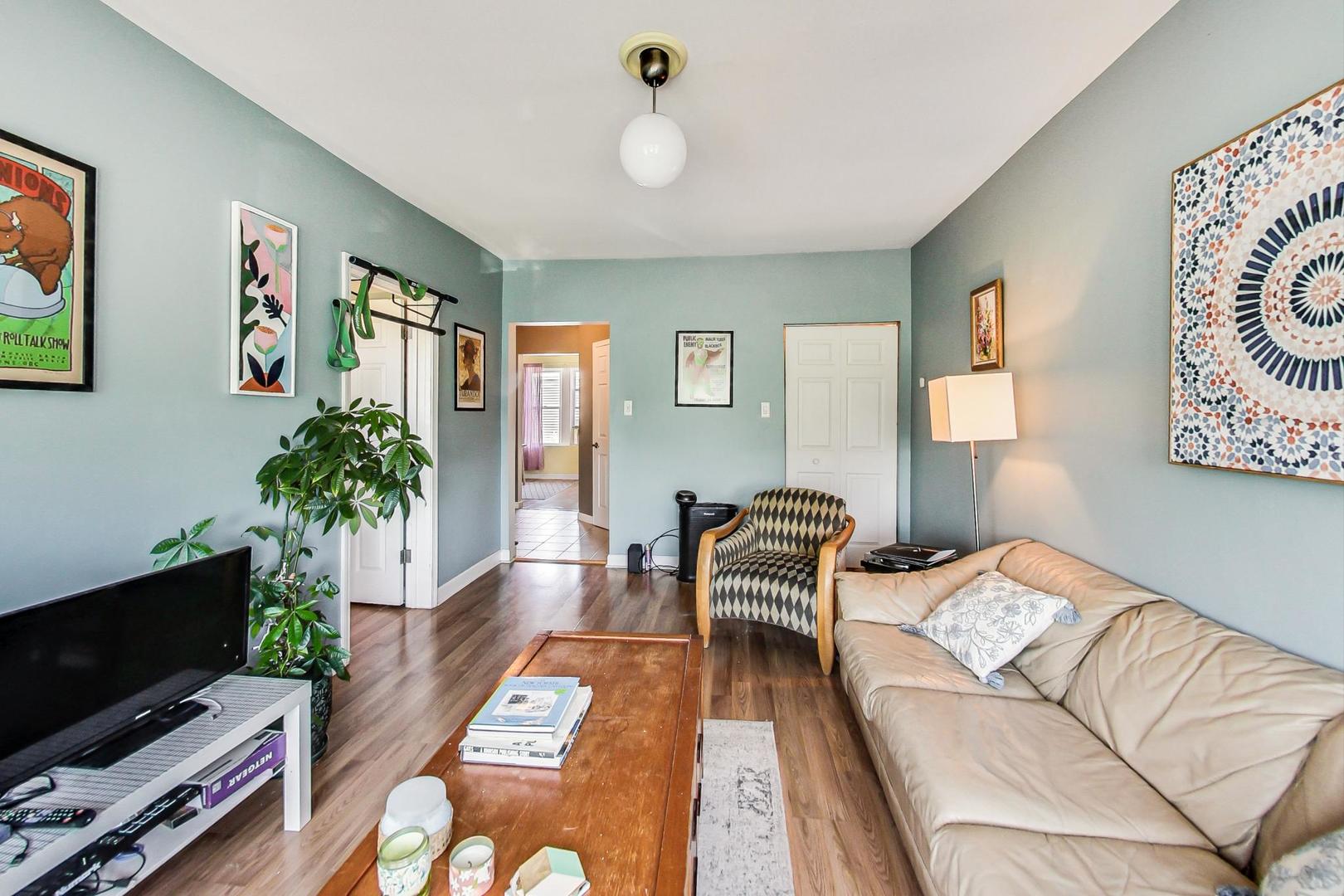 3604 W Dickens Avenue Unit: 3W