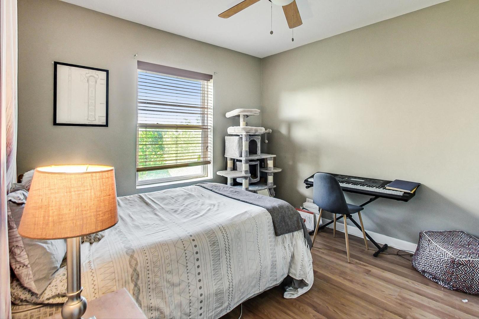 3604 W Dickens Avenue Unit: 3W