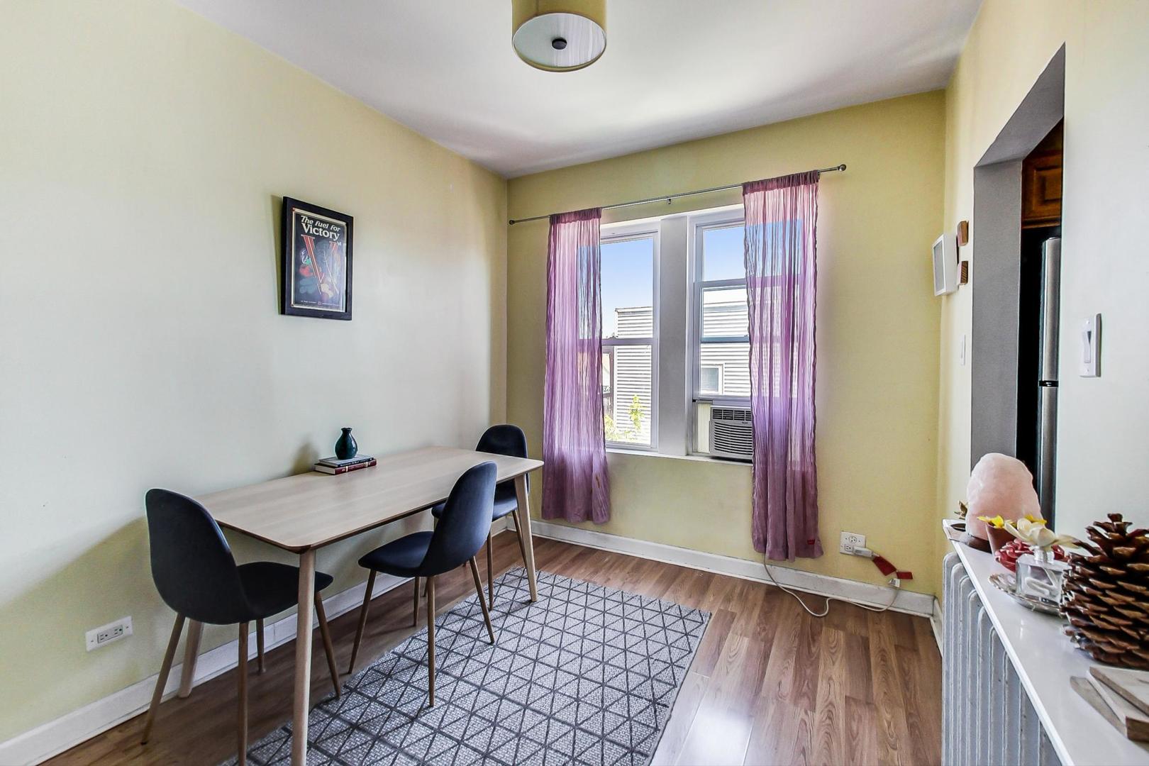 3604 W Dickens Avenue Unit: 3W