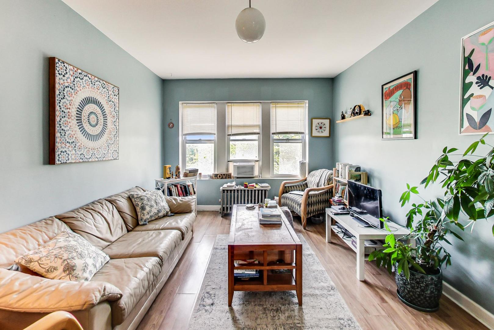 3604 W Dickens Avenue Unit: 3W