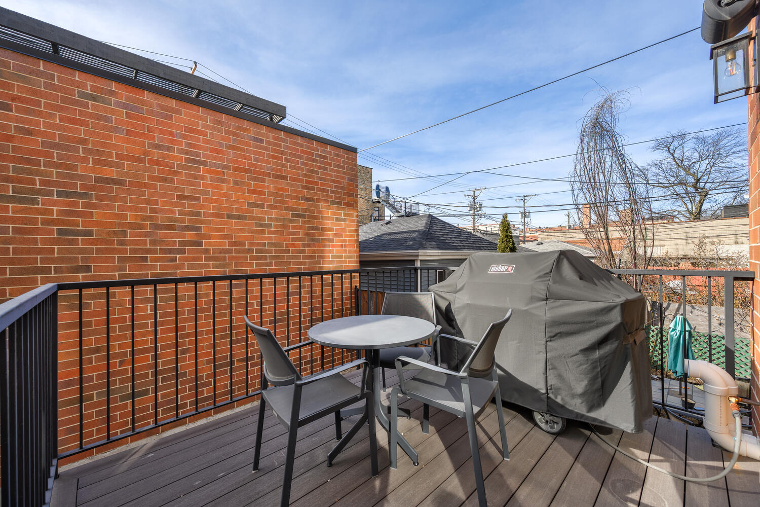 1616 N Winchester Avenue