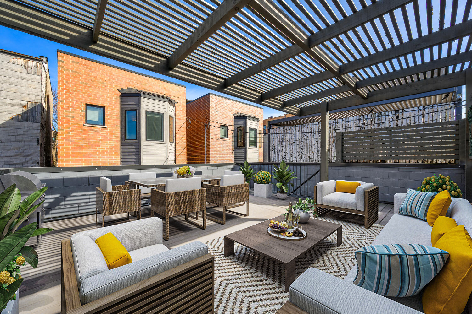 1616 N Winchester Avenue