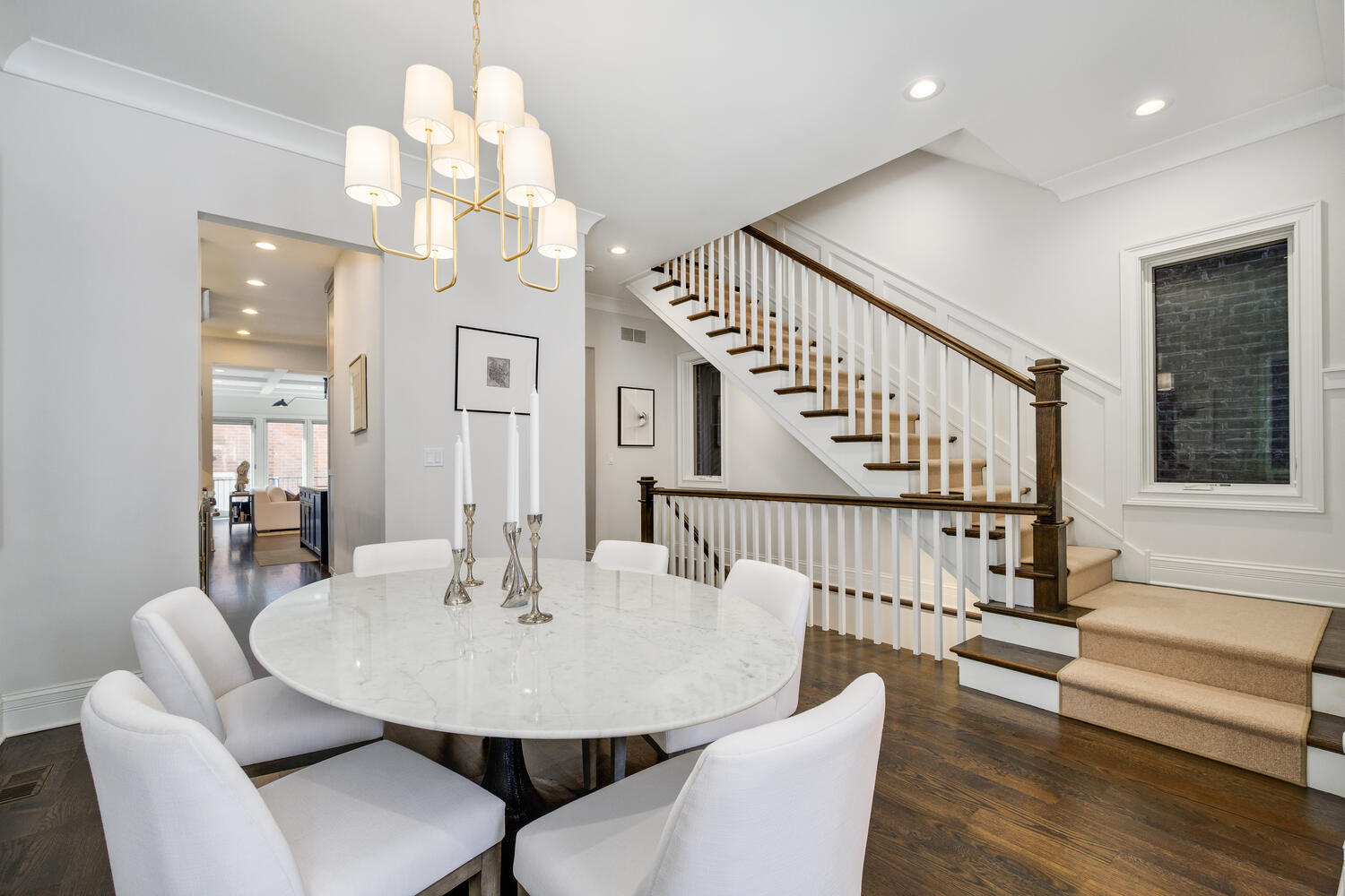 1616 N Winchester Avenue