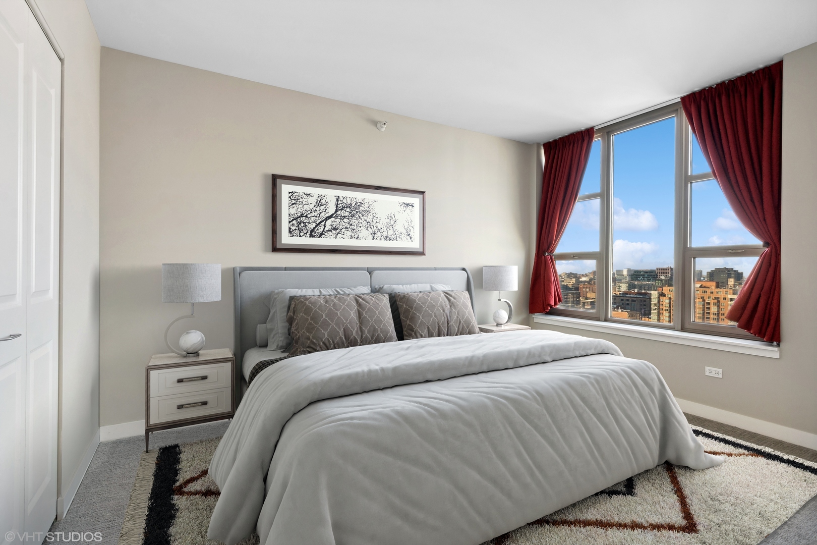 200 N JEFFERSON Street Unit: 1702