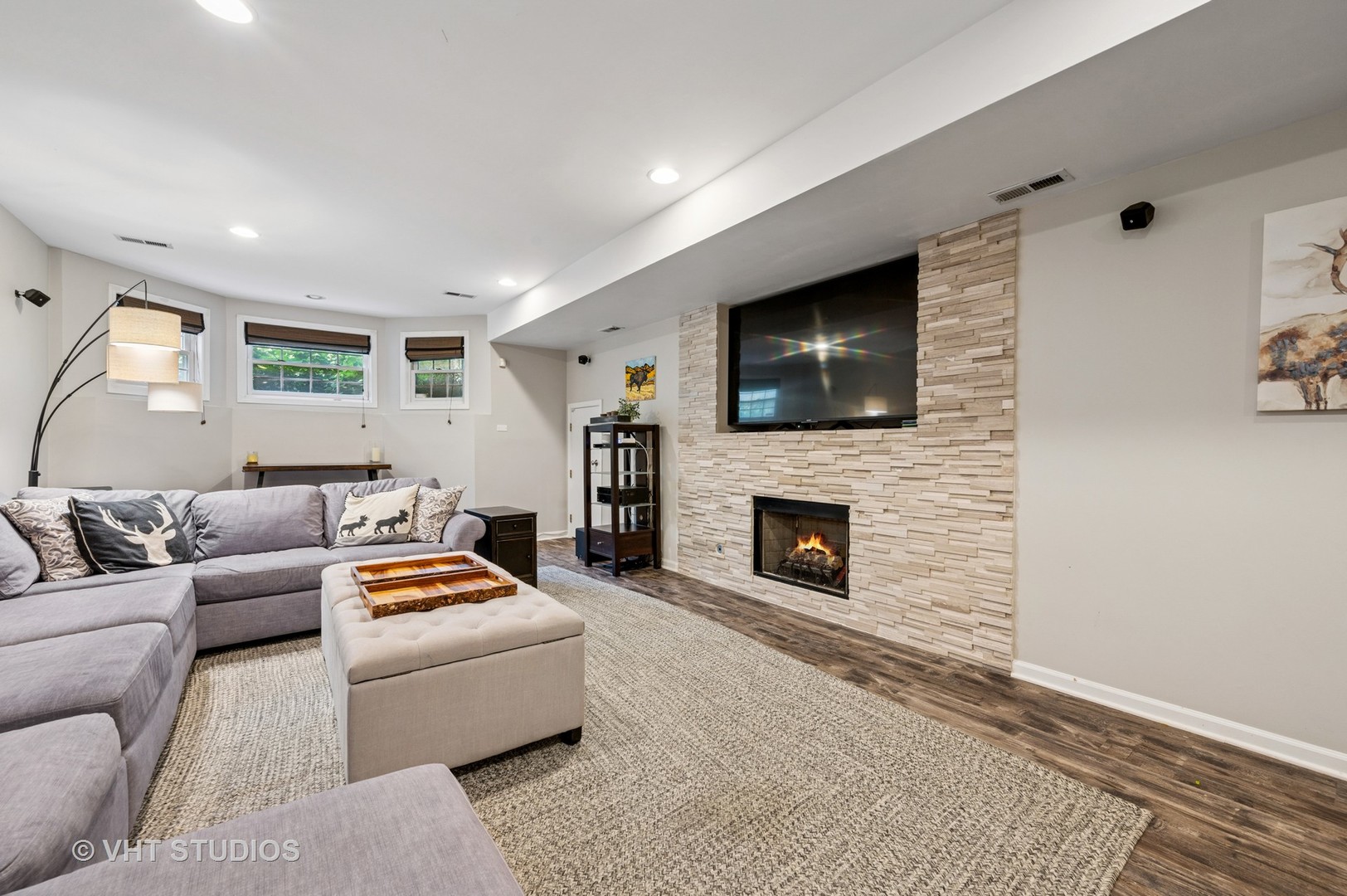 629 W BRIAR Place Unit: 1W