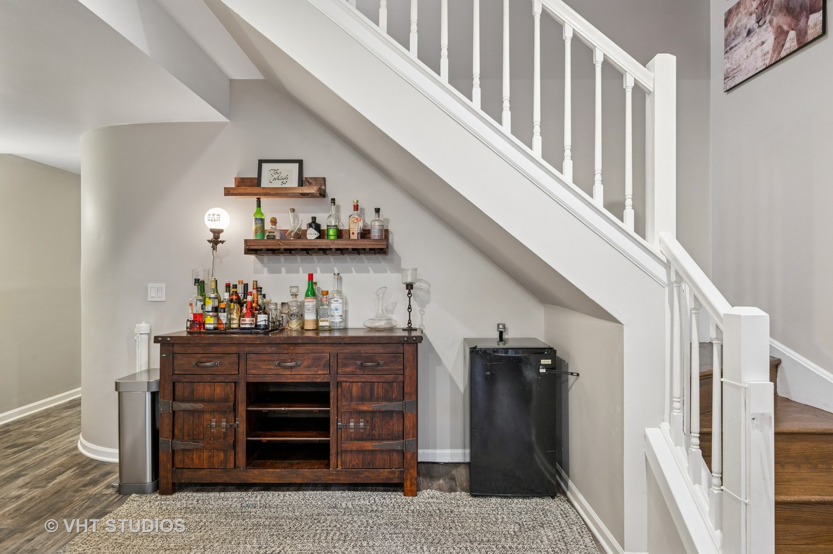 629 W BRIAR Place Unit: 1W