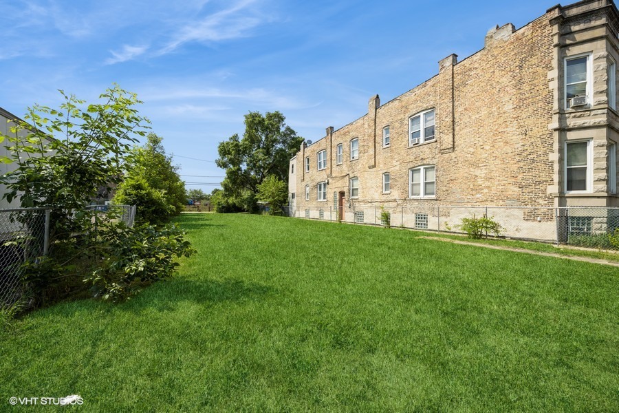 3849 W Washington Boulevard