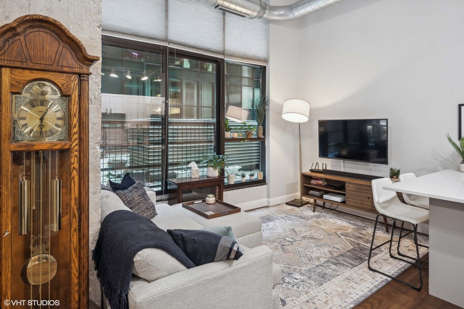1645 W Ogden Avenue Unit: 341