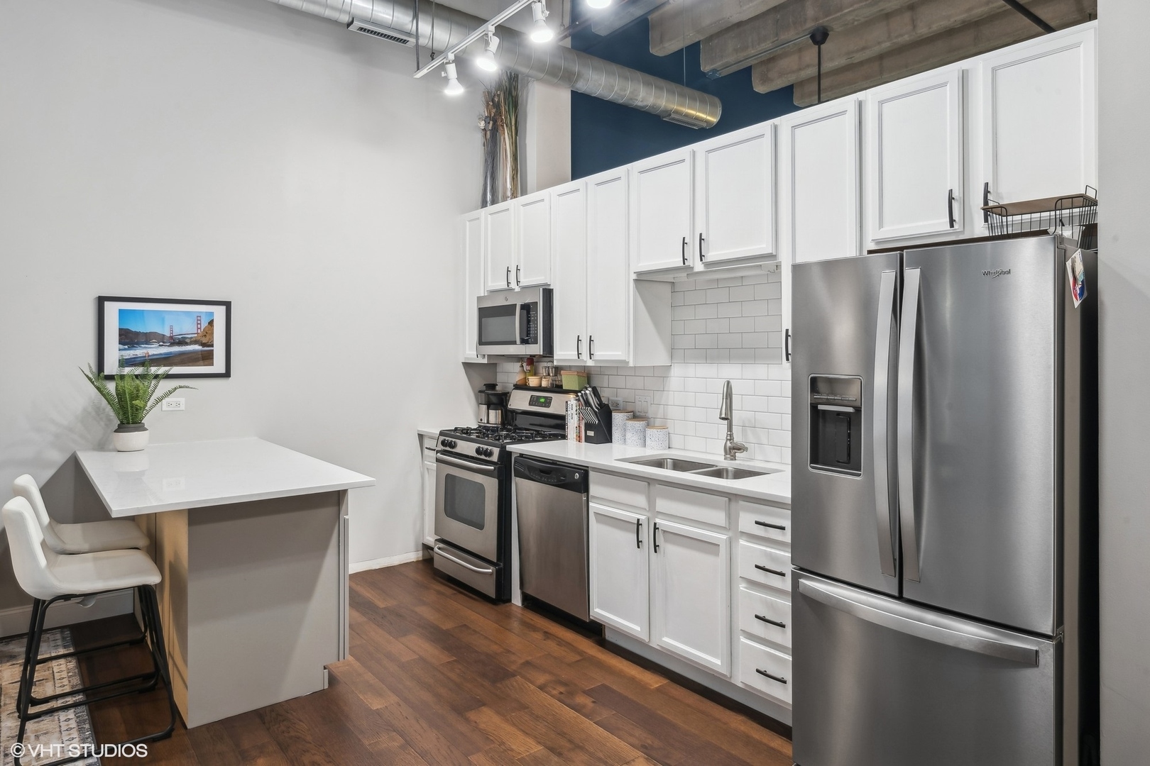 1645 W Ogden Avenue Unit: 341