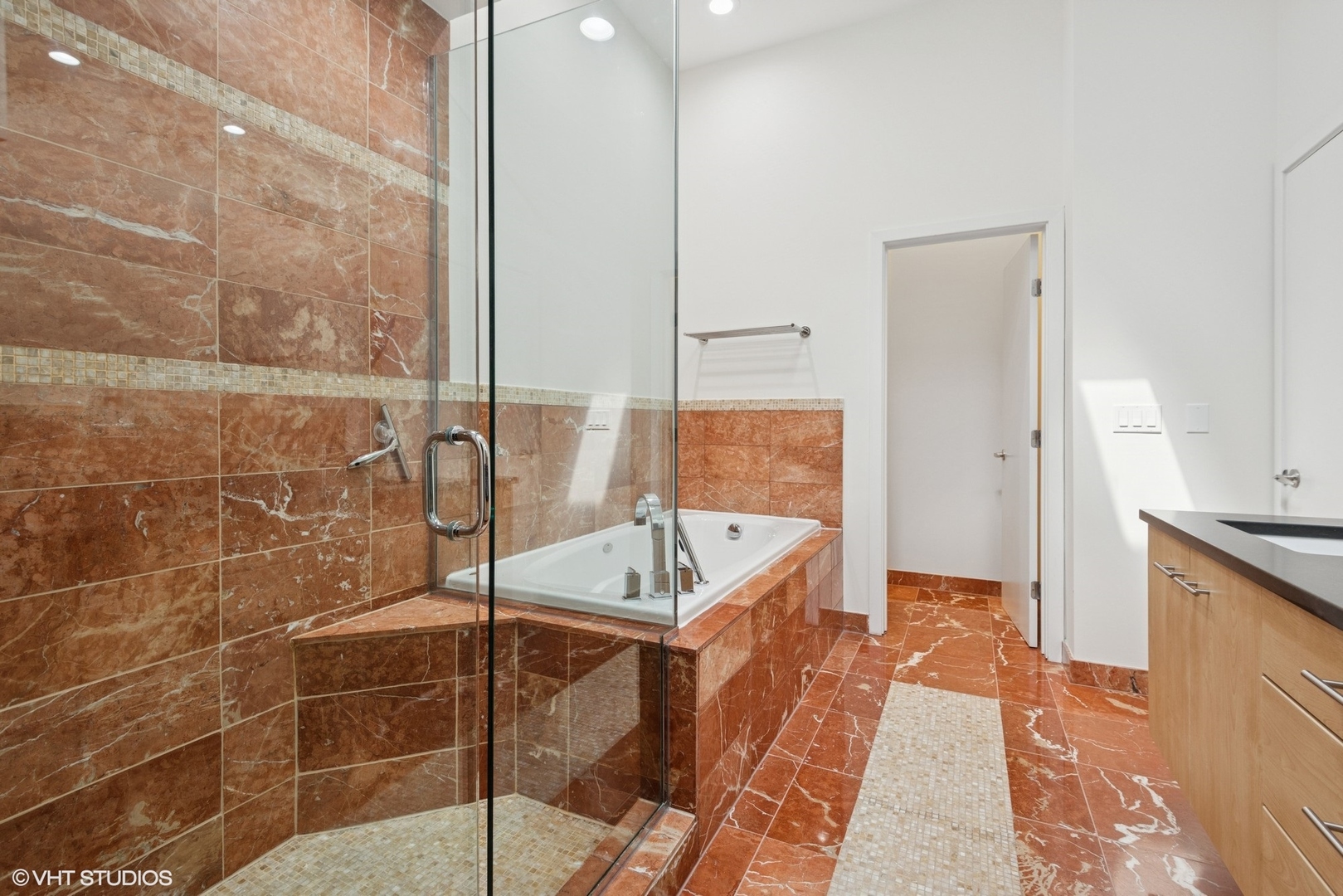 2136 W Armitage Avenue Unit: PH