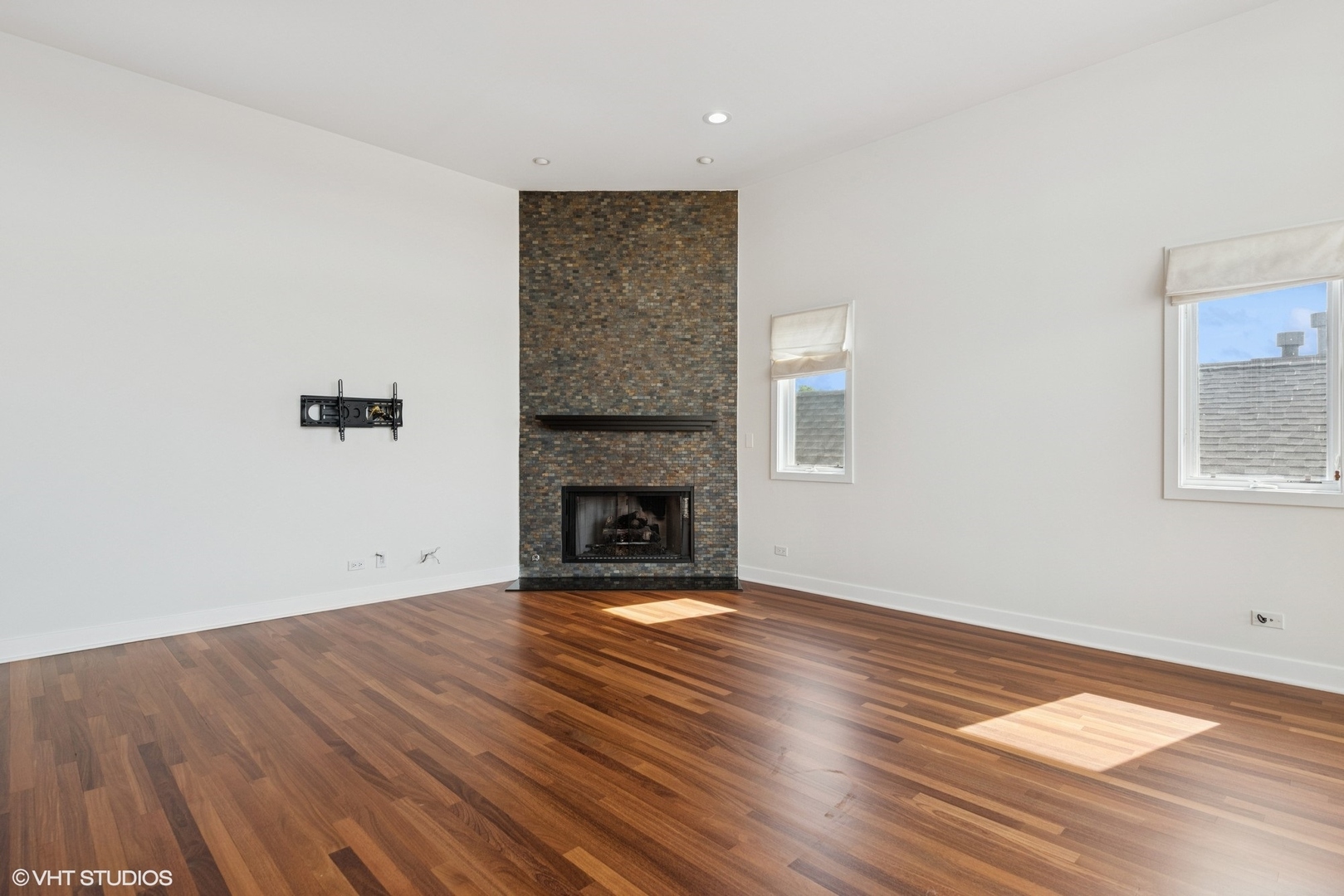 2136 W Armitage Avenue Unit: PH