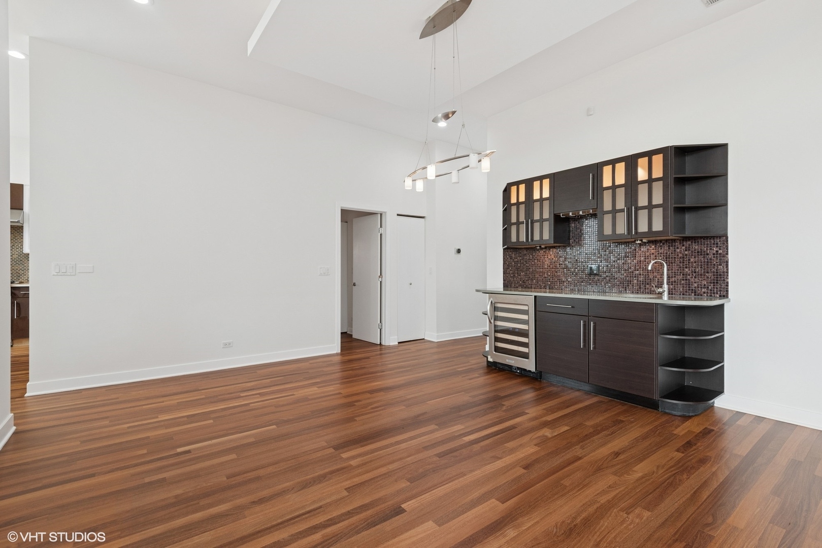 2136 W Armitage Avenue Unit: PH