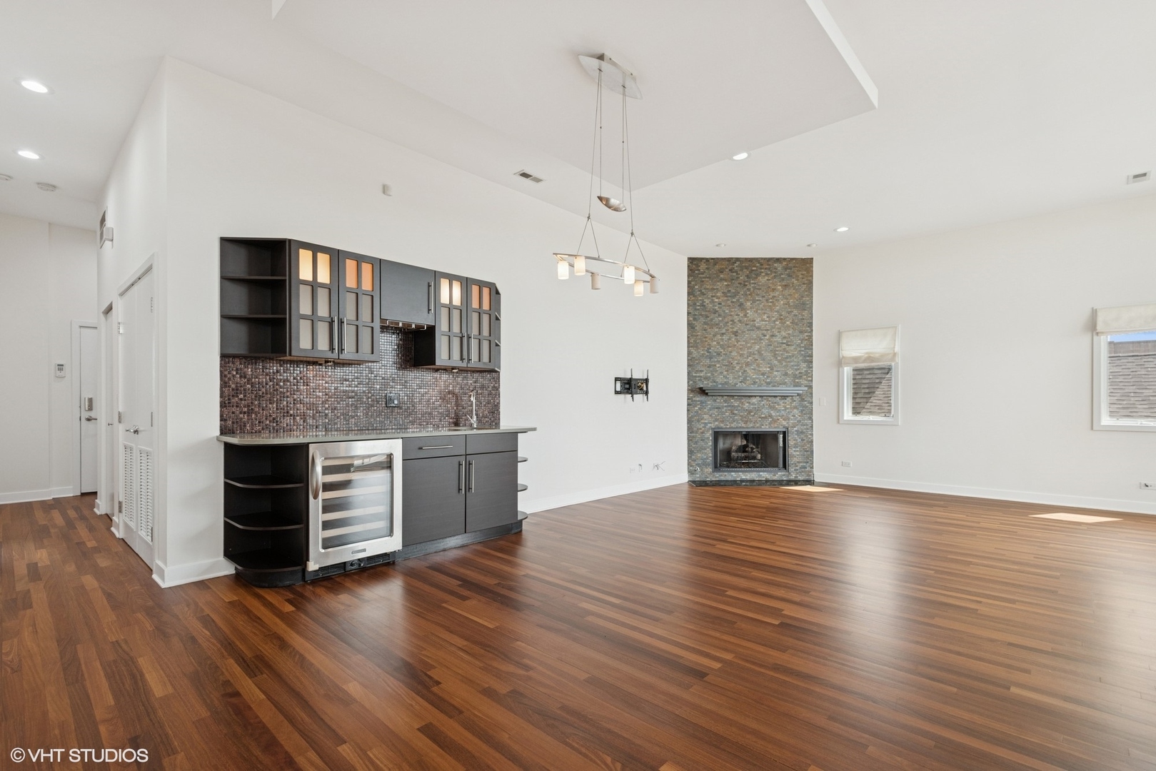 2136 W Armitage Avenue Unit: PH