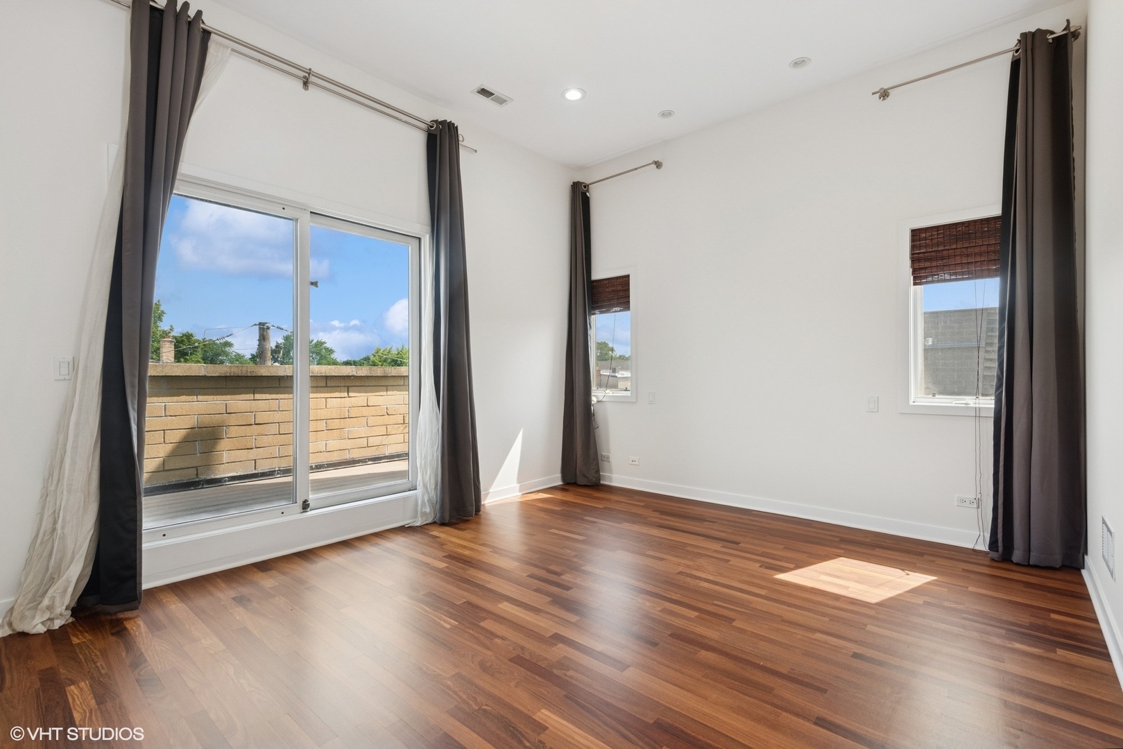 2136 W Armitage Avenue Unit: PH