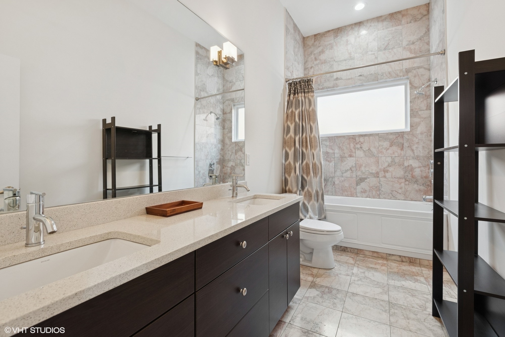 2136 W Armitage Avenue Unit: PH