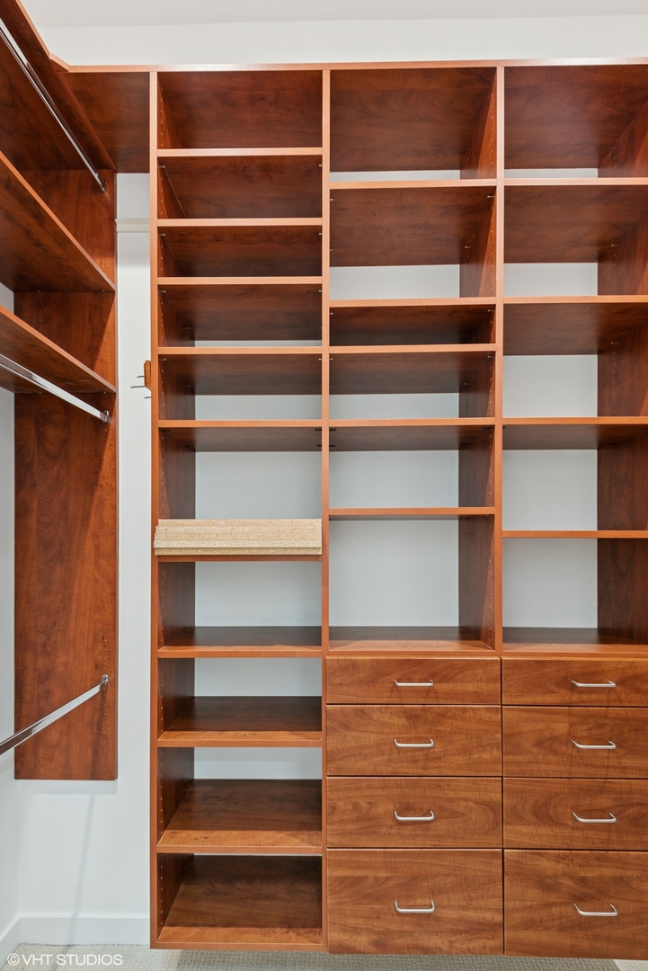 2136 W Armitage Avenue Unit: PH