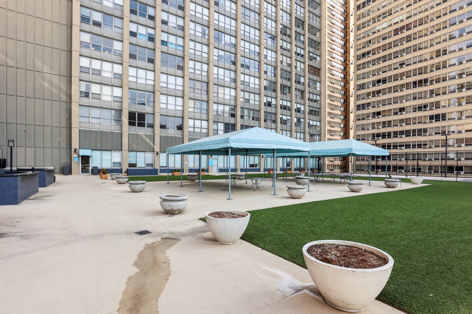 655 W Irving Park Road Unit: 2805