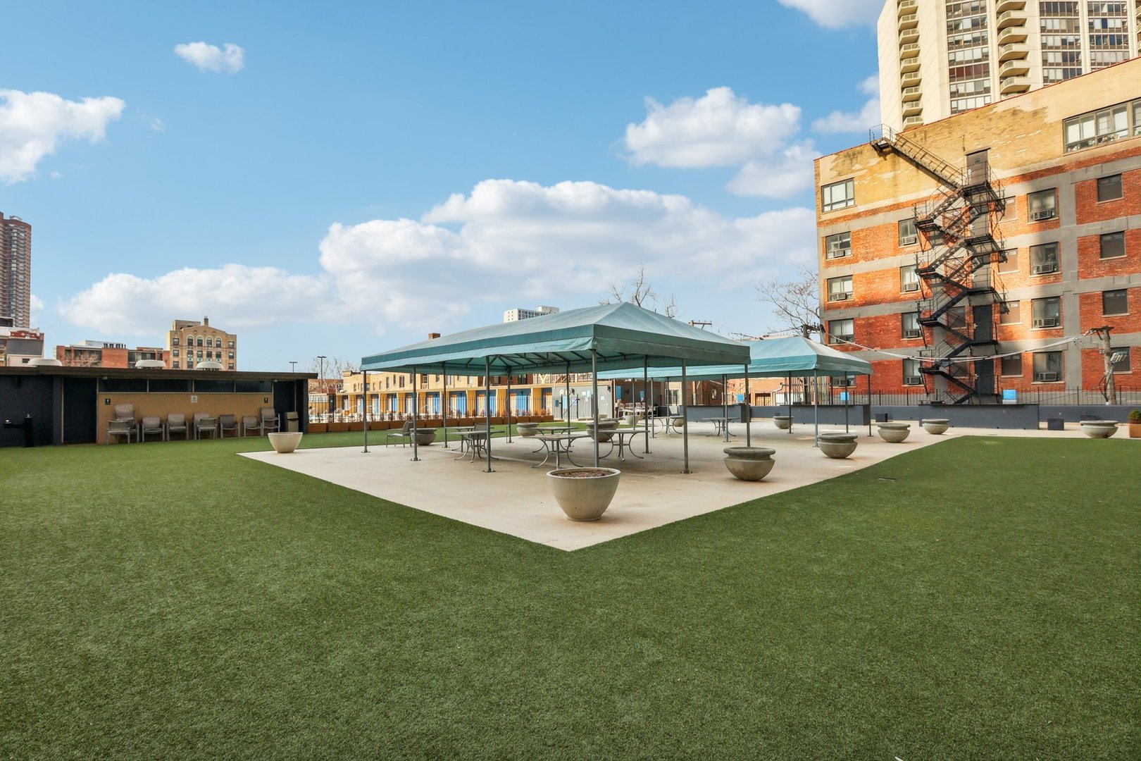 655 W Irving Park Road Unit: 2805