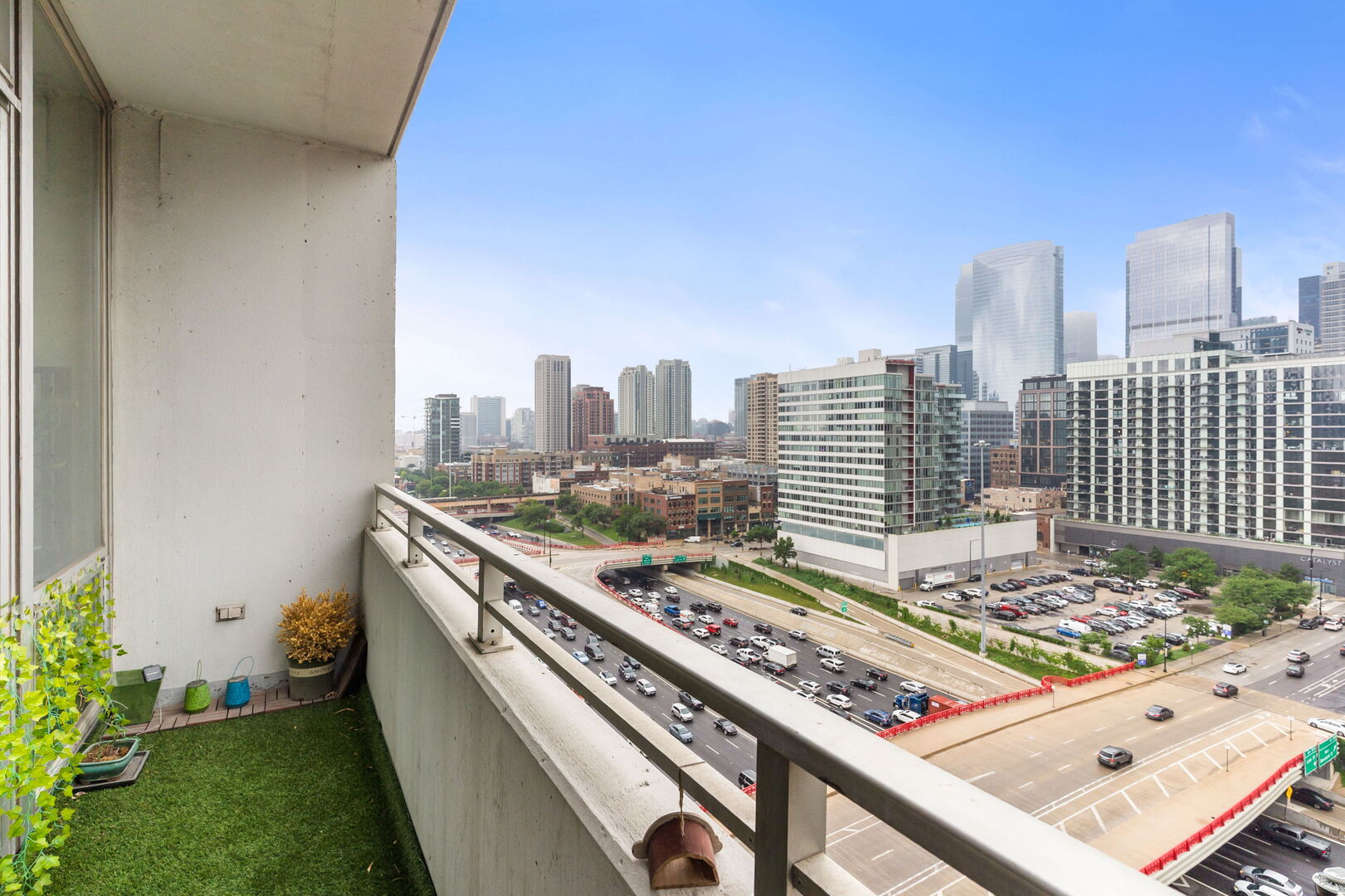 737 W Washington Boulevard Unit: 1204