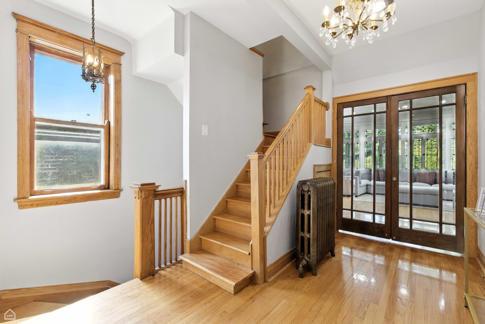 3114 W Palmer Boulevard