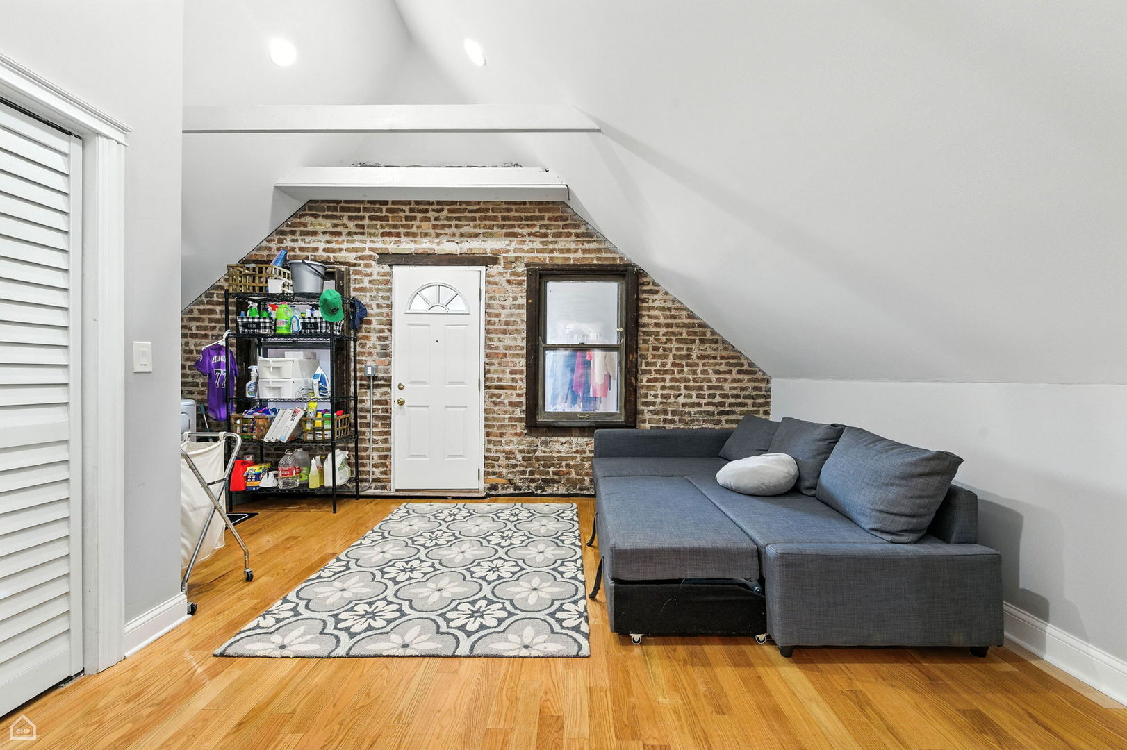 3114 W Palmer Boulevard