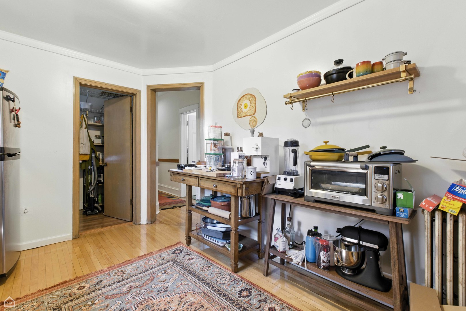 3114 W Palmer Boulevard