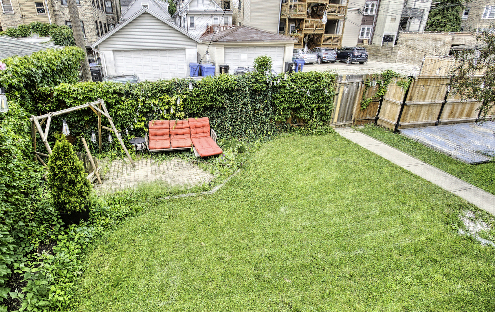 4316 N Albany Avenue Unit: 1