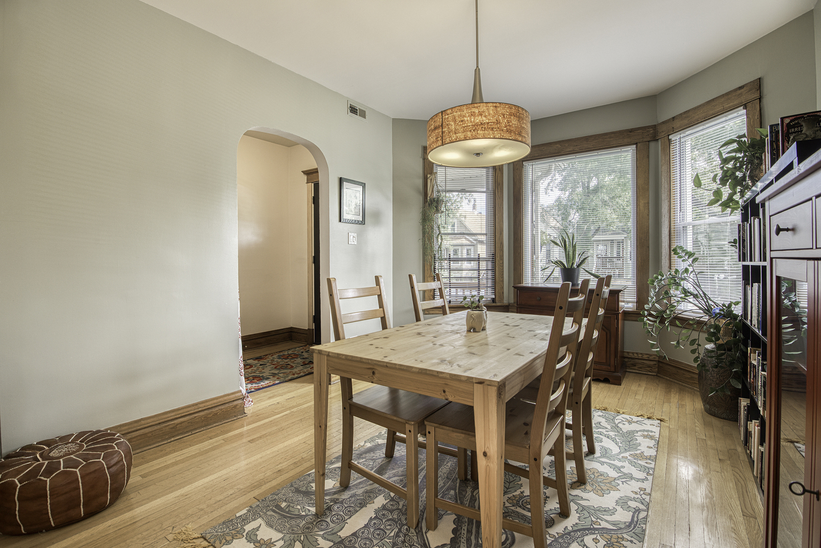 4316 N Albany Avenue Unit: 1