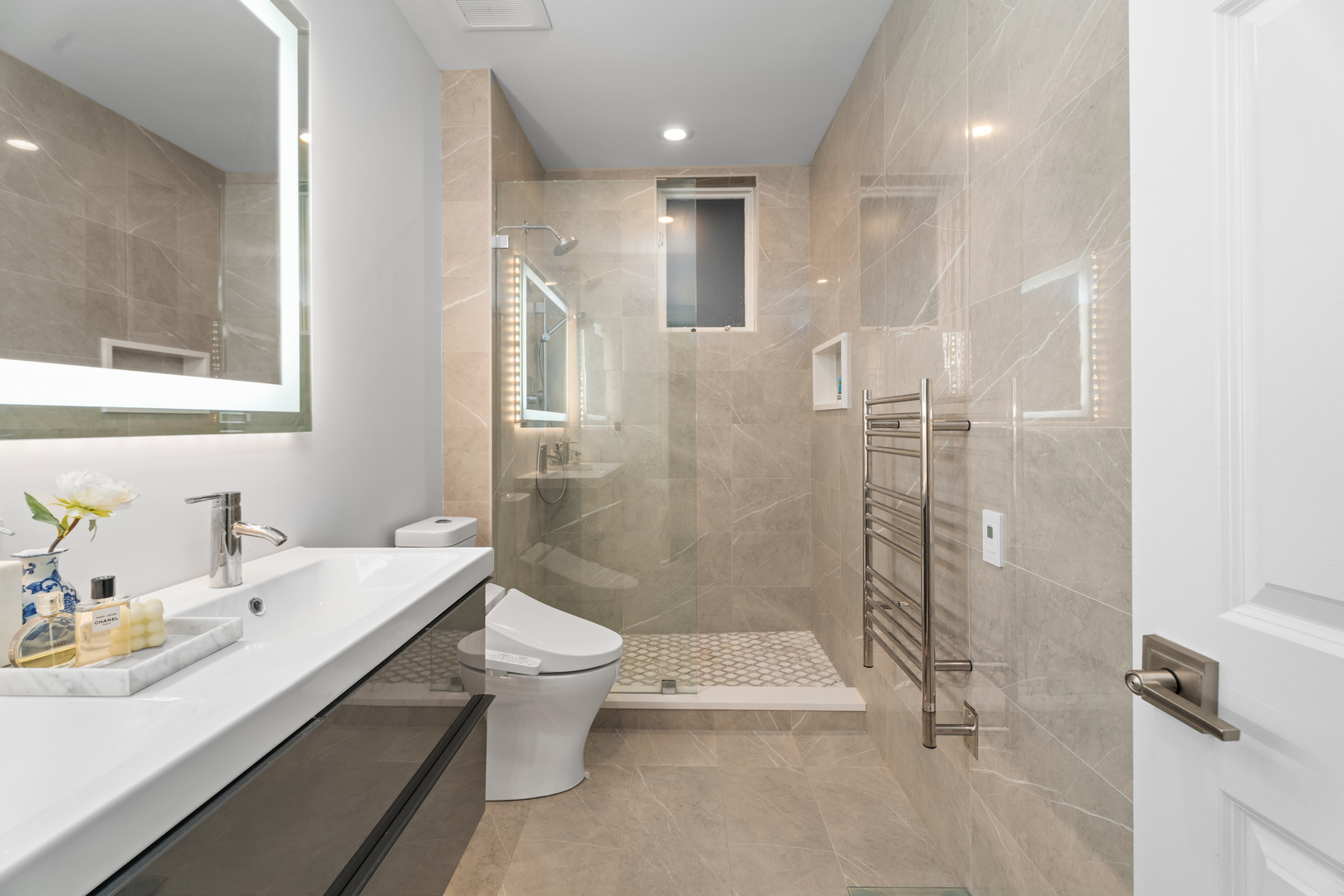 1550 N Hoyne Avenue Unit: 1A