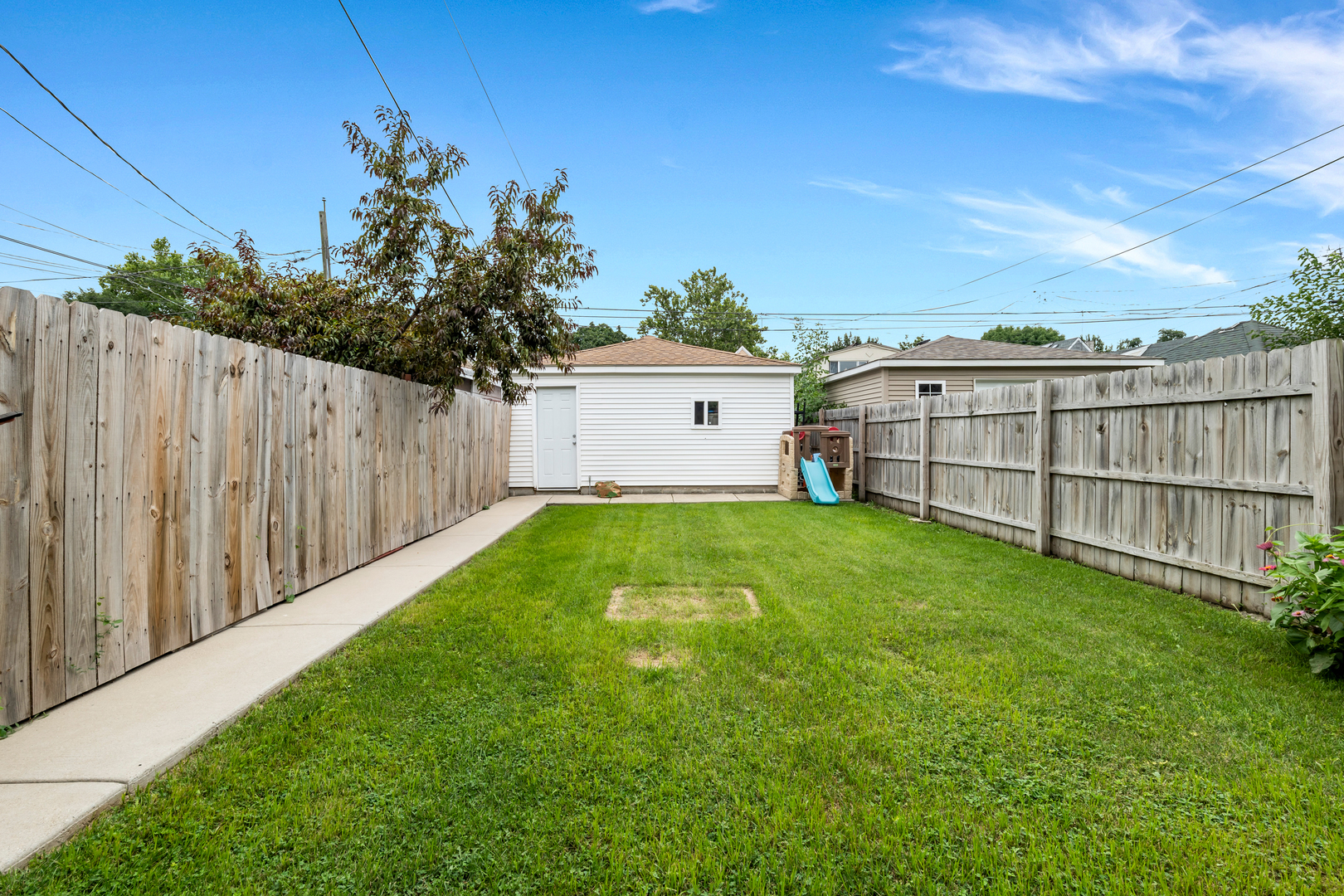 3529 W Le Moyne Street