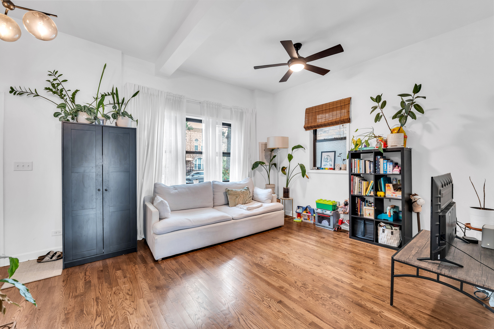 3529 W Le Moyne Street