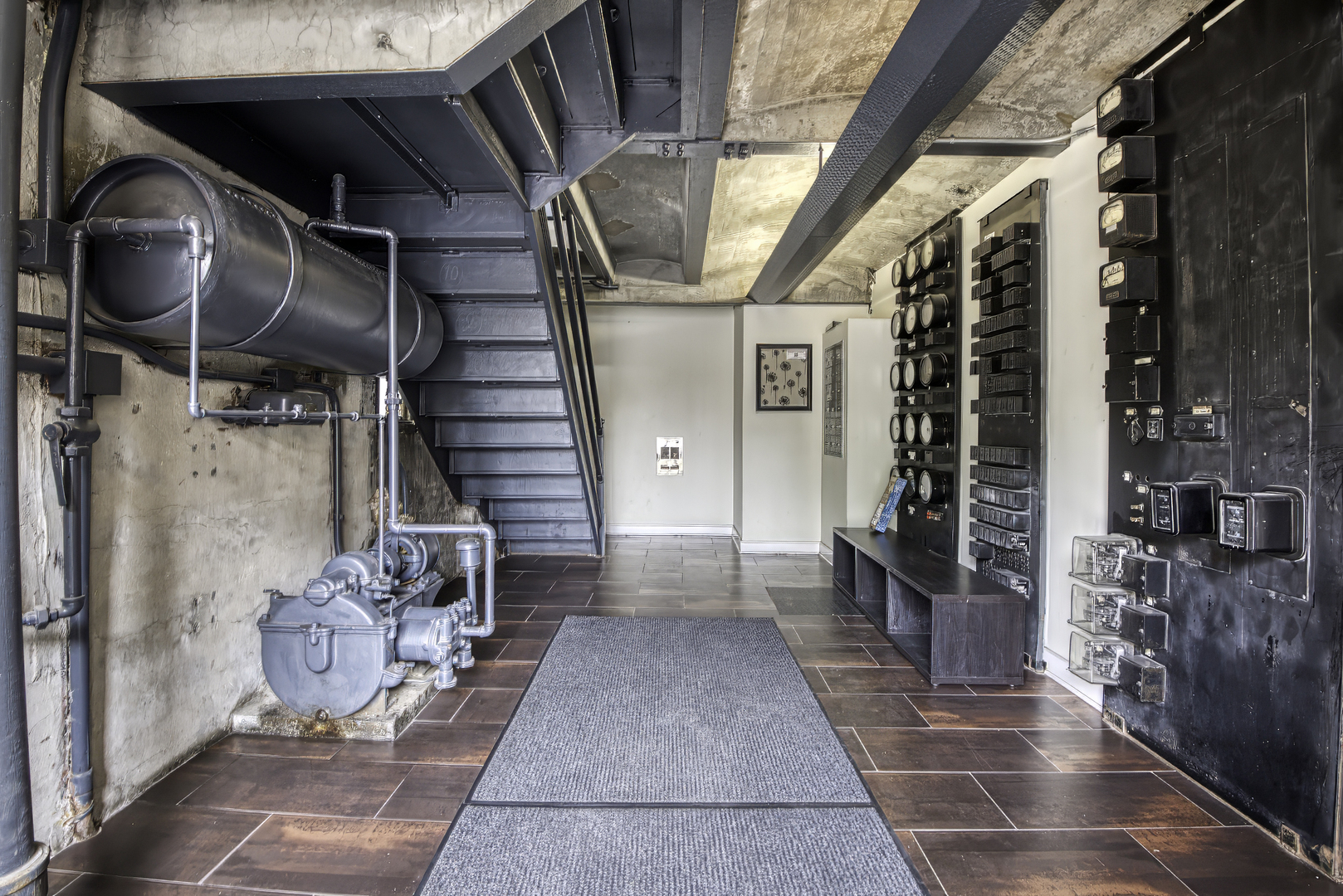 1128 W Ardmore Avenue Unit: 1